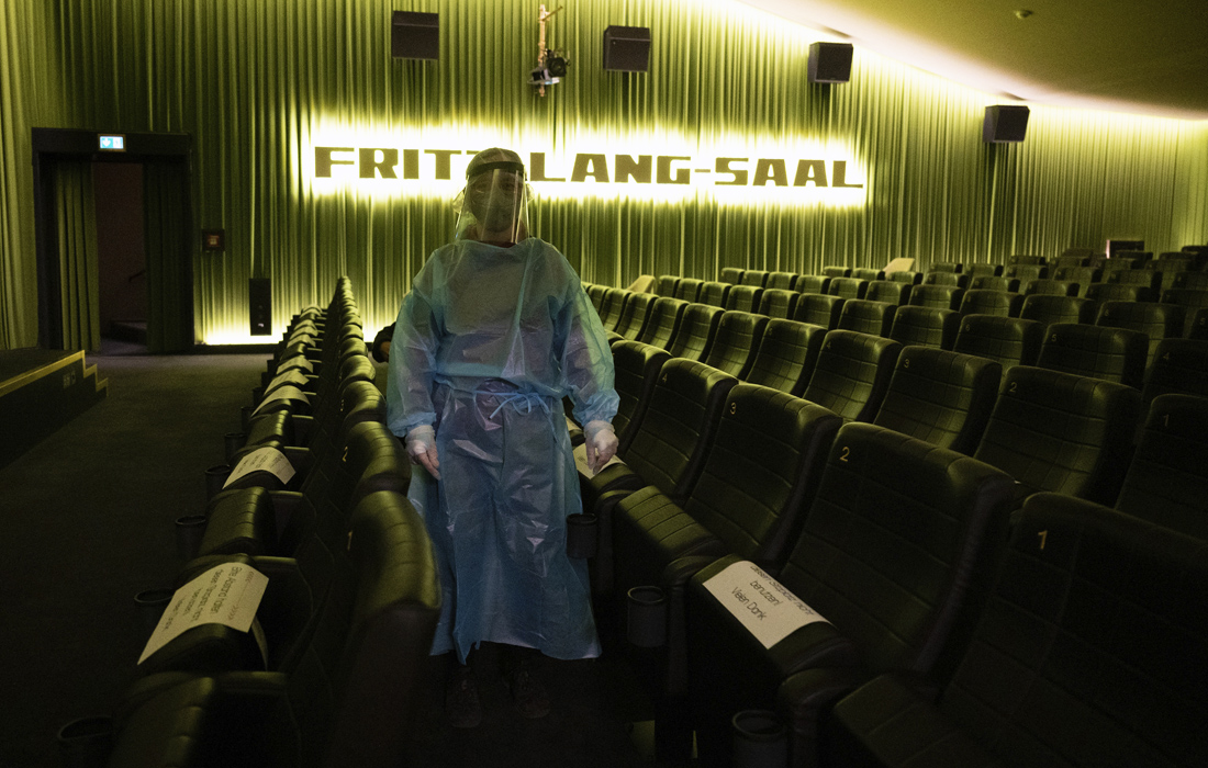 9 апреля. В дрезденском кинотеатре "Schauburg" открыли центр экспресс-тестирования на COVID-19.