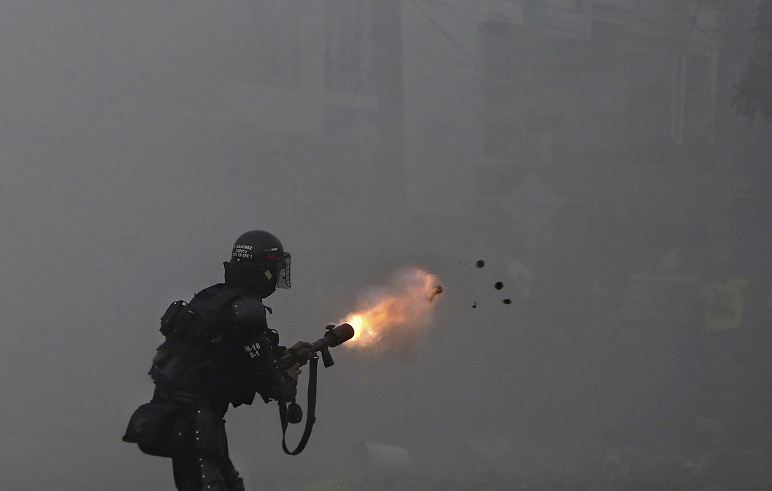 В городах Колумбии продолжаются протесты против налоговой реформы