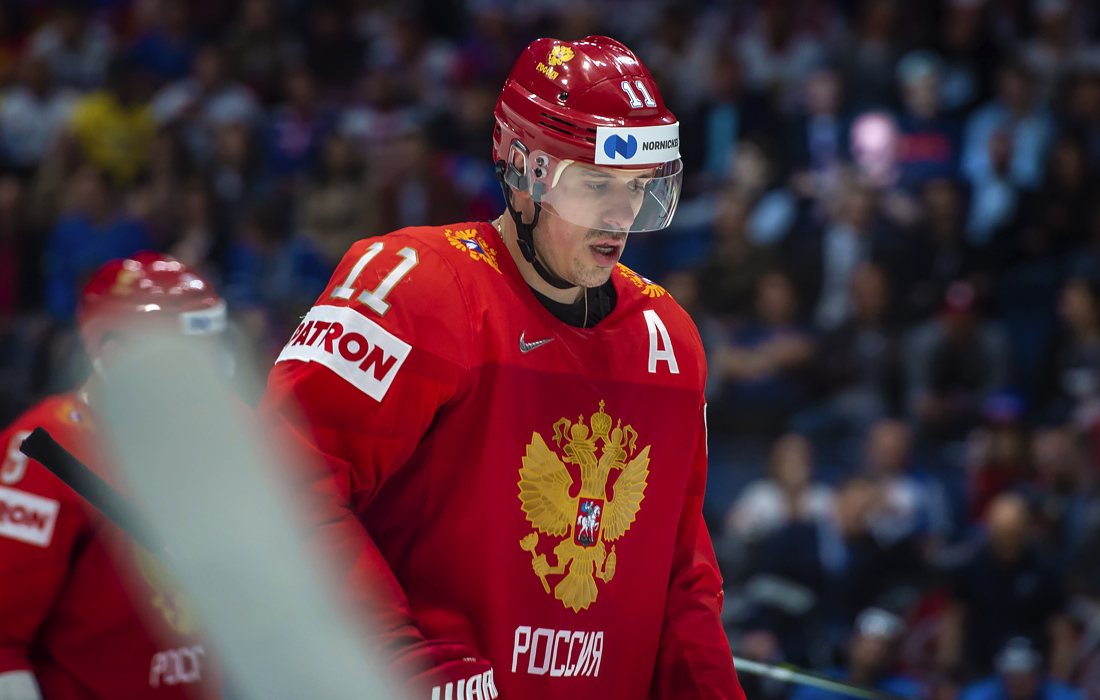 Евгений Малкин. Двукратный чемпион мира, звезда мирового хоккея. Значительная часть карьеры связана с клубом НХЛ "Питтсбург", где играет с 2006 года. В составе этой команды стал трехкратным обладателем Кубка Стэнли.