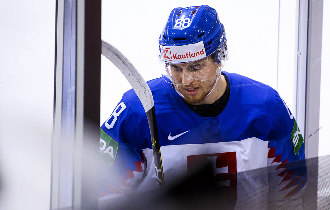 Словаку Кристиану Поспишилу по ходу турнира успели выписать 27 минут штрафа. В матче против Швейцарии он заработал матч-штраф (5+20 минут).