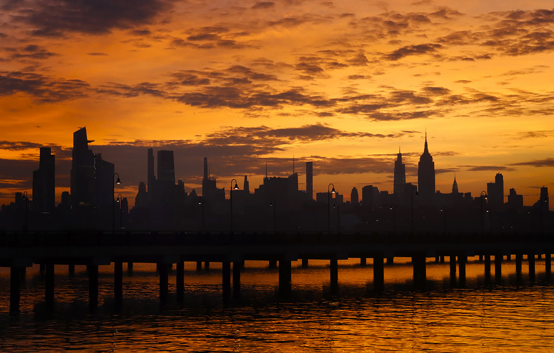 Восход солнца в Нью-Йорке