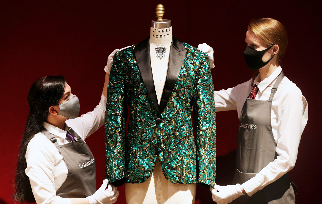 Одежда американского дизайнера Л’Рен Скотт, выставлены на онлайн-торги Christie’s