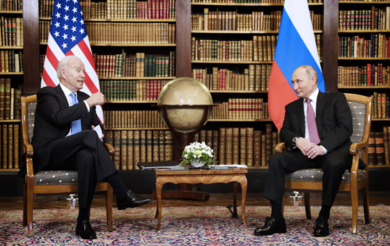 Первые переговоры Путина и Байдена