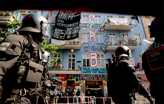 Столкновения полиции с леворадикалами в Берлине