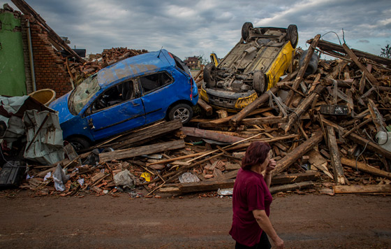 Последствия торнадо в Чехии