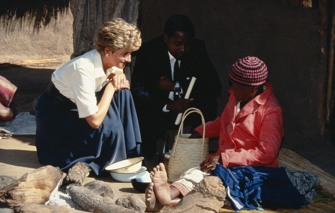Принцесса Диана во время визита в Зимбабве. Июль 1993 года.