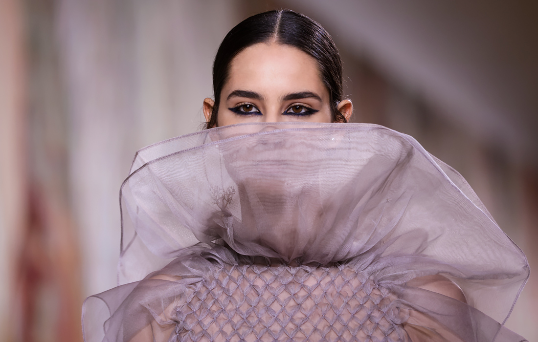 Творение итальянского дизайнера Марии Грации Кьюри для модного дома Dior