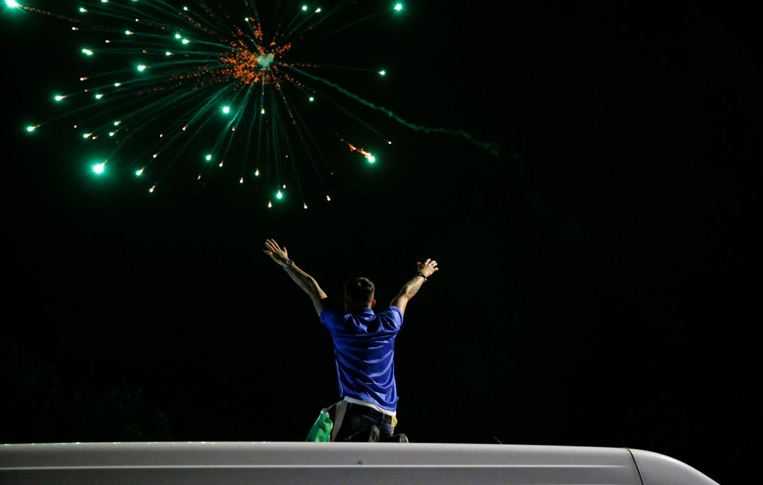 Фейерверк в честь победы Италии