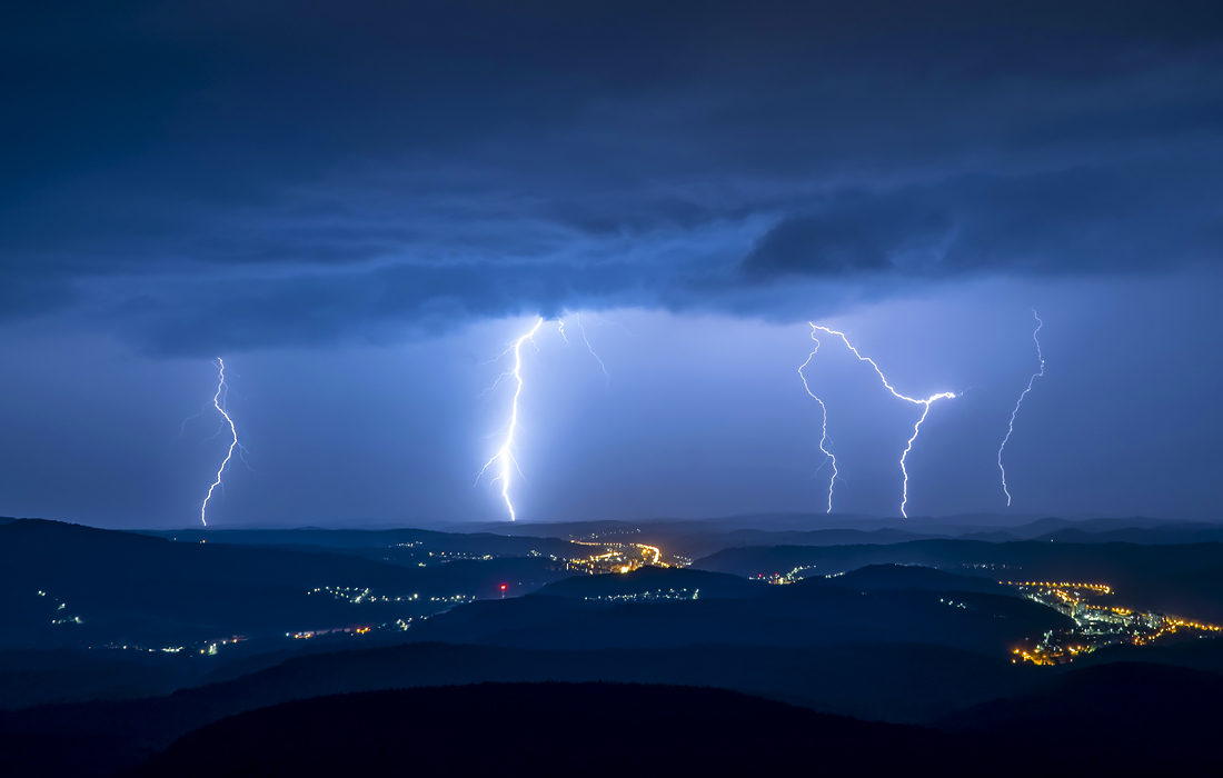 Молния над Шальготарьяном, Венгрия