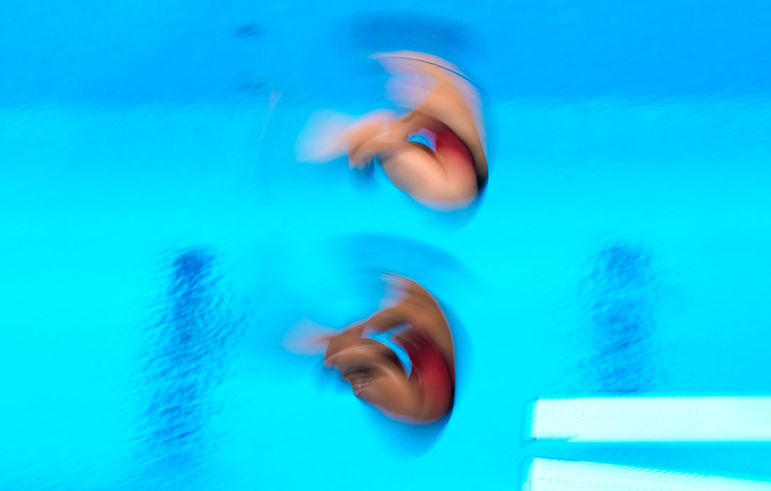 Канадские синхронистки Дженнифер Абель и Мелисса Ситрини-Болье