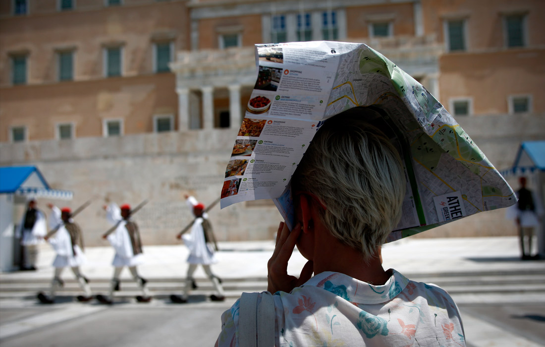 Аномально жаркая погода установилась в Греции, температура воздуха во многих районах страны достигает 42 градусов