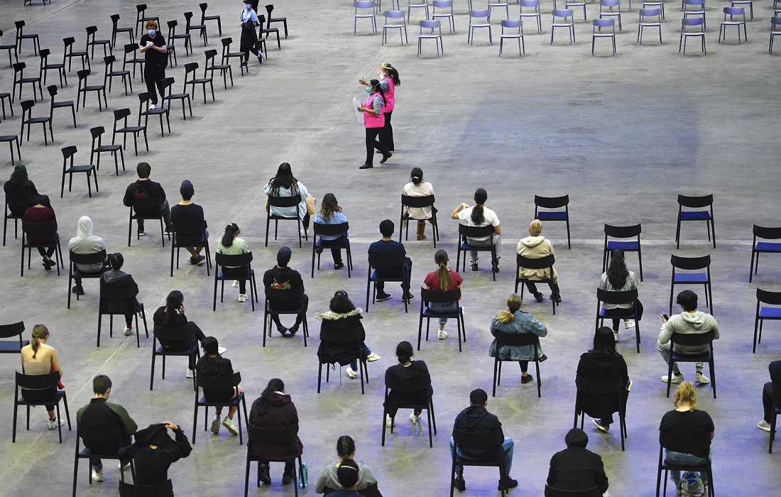 В Сиднее началась массовая вакцинация старшеклассников препаратом Pfizer перед сдачей выпускных экзаменов