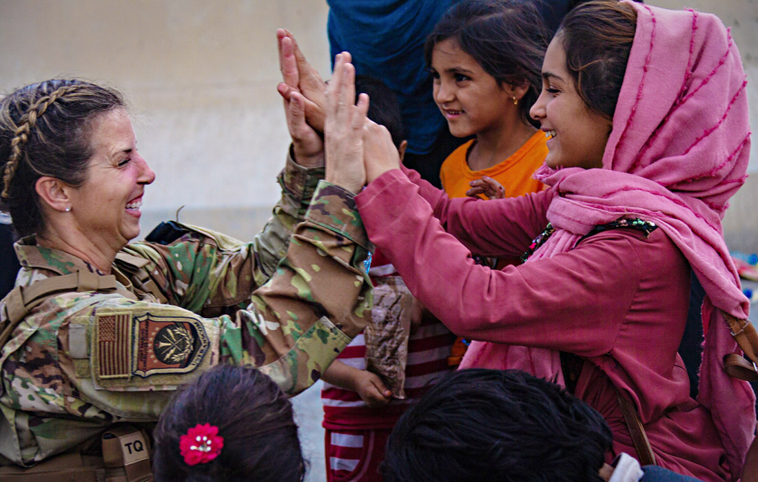 Американские военнослужащие в международном аэропорту имени Хамида Карзая