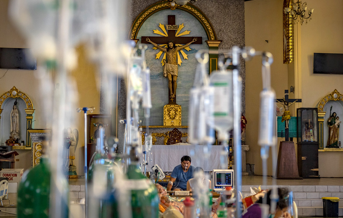 Часовню переоборудовали в отделение интенсивной терапии COVID-19 в Кесон-Сити на Филиппинах