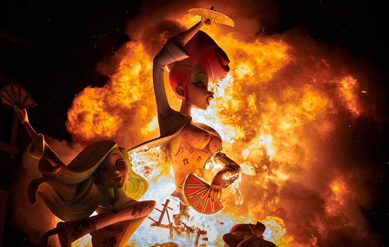 Праздник огня в Испании