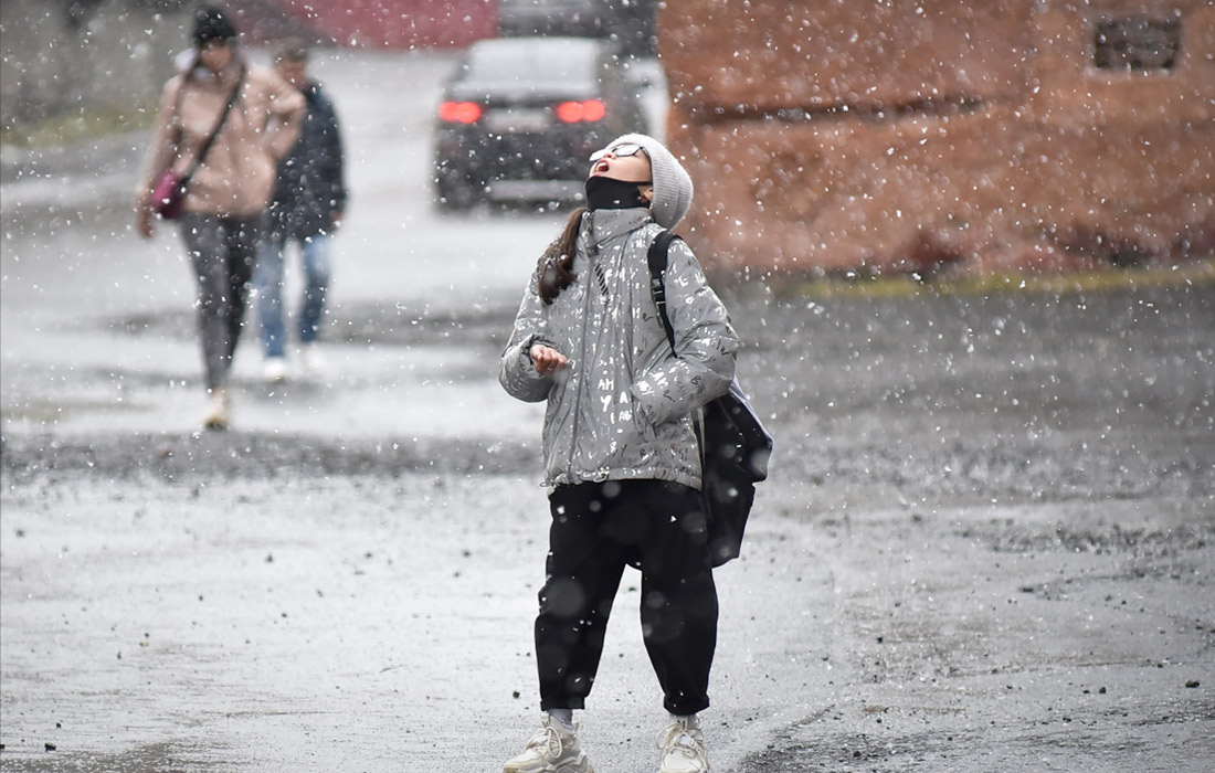 В Норильске выпал снег