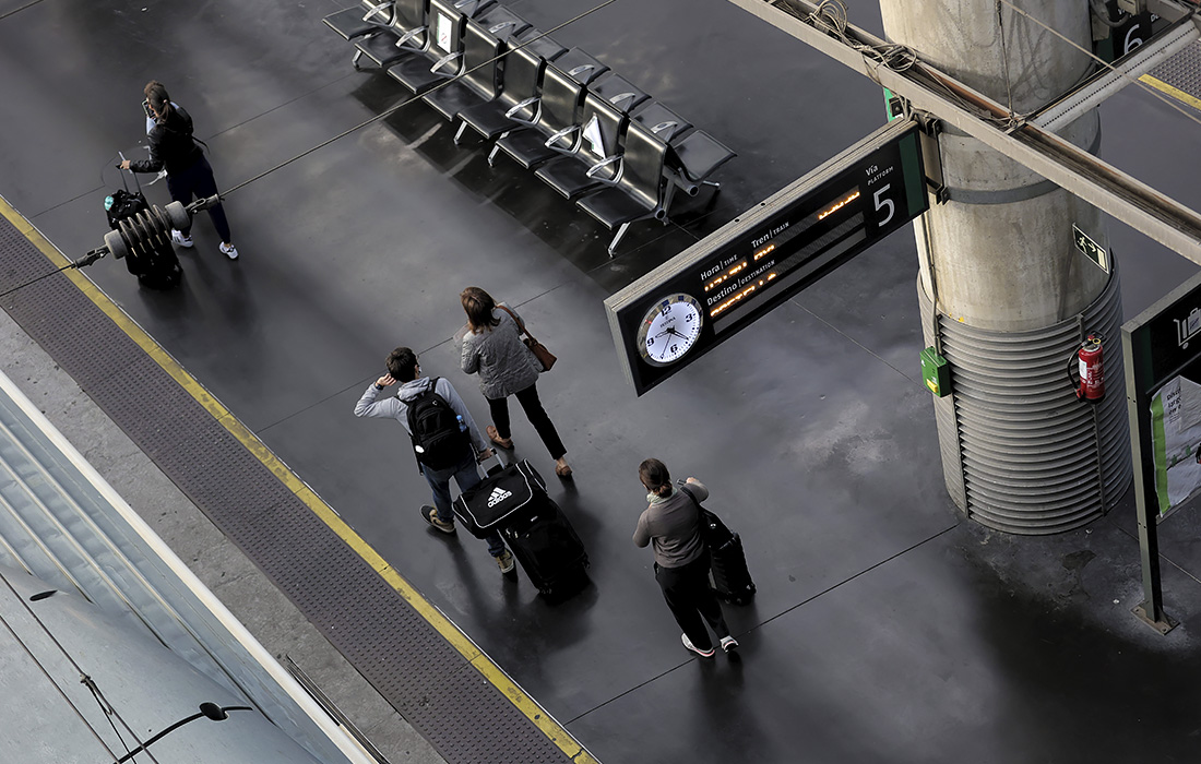 В Испании машинисты железнодорожного оператора "Renfe" проводят восьмидневную забастовку, которая продолжится до 12 октября