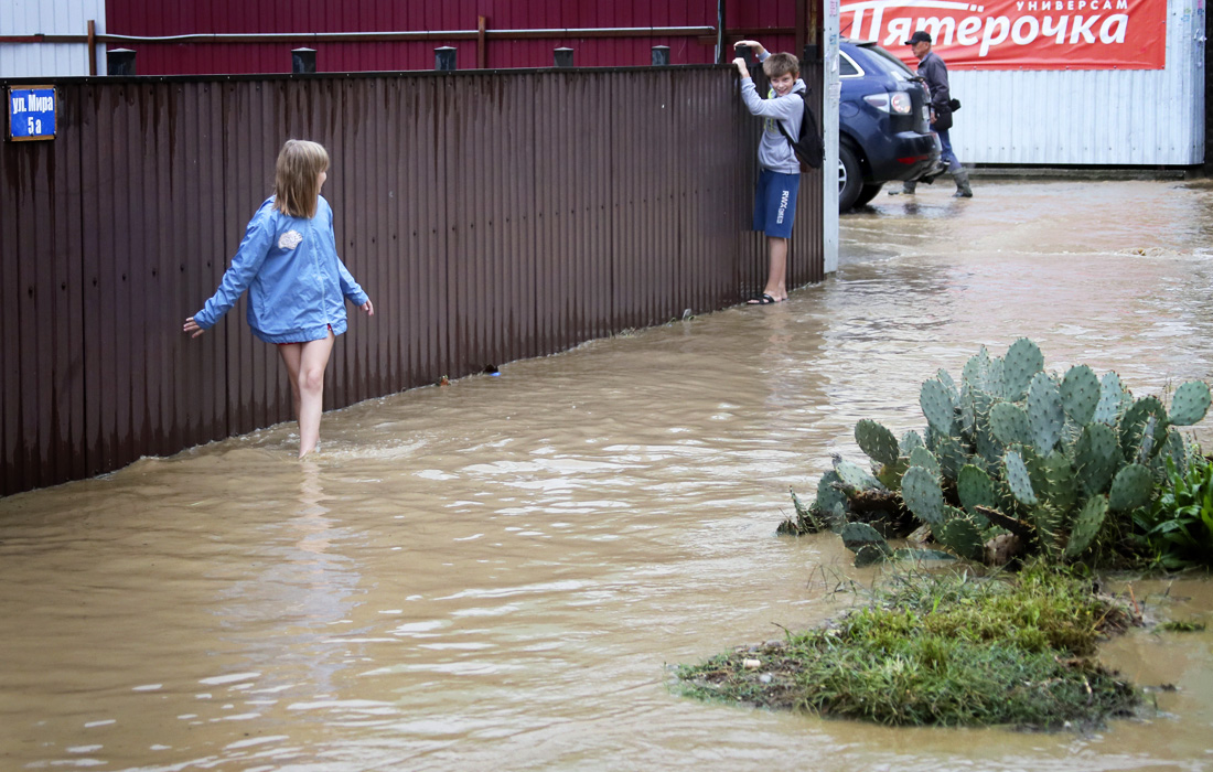 Последствия дождей в Сочи