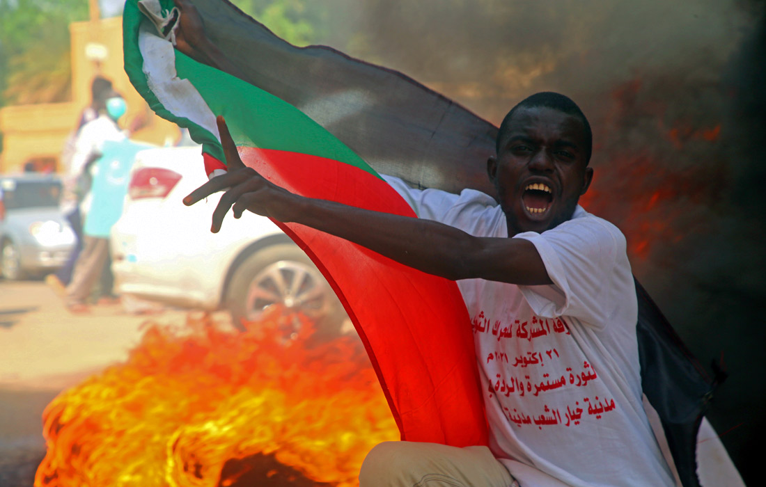В Судане прошли массовые демонстрации в поддержку гражданского правления