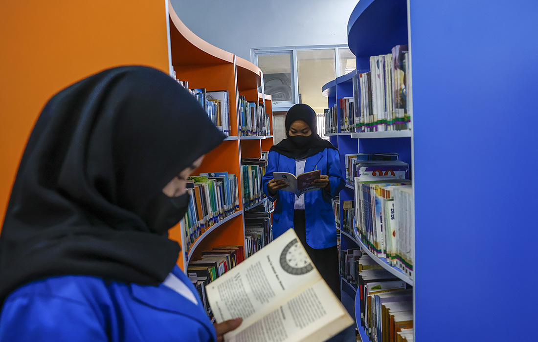 Библиотеки индонезийской Джакарты снова открыты для публики