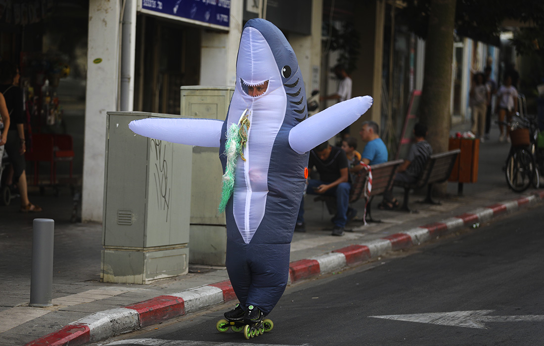 В Тель-Авиве протестующие призвали правительство Израиля принять меры в преддверии конференции ООН по изменению климата