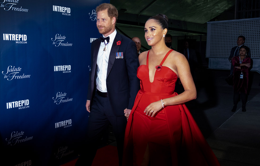 Принц Гарри и Меган Маркл посетили в Нью-Йорке гала-вечер, посвященный Дню ветеранов в США
