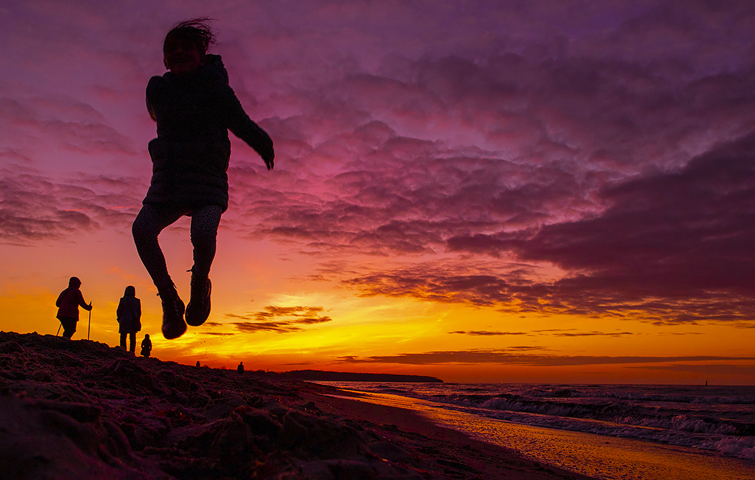 Закат на Балтийском море в Германии