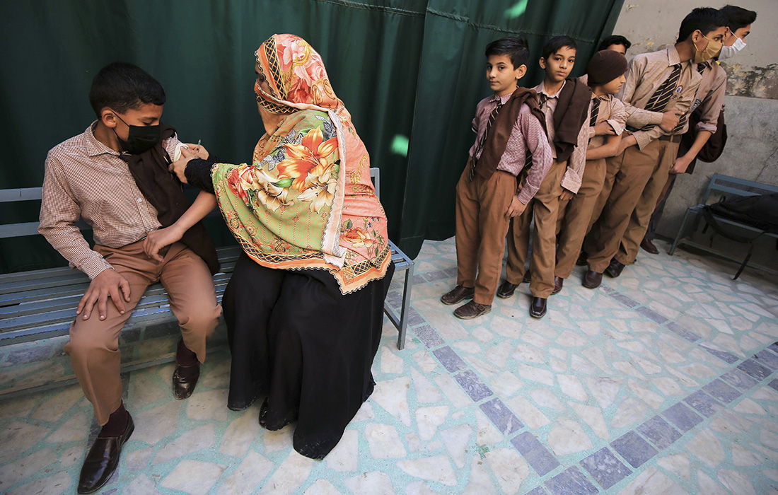 В Пакистане началась кампания по вакцинации против кори и краснухи