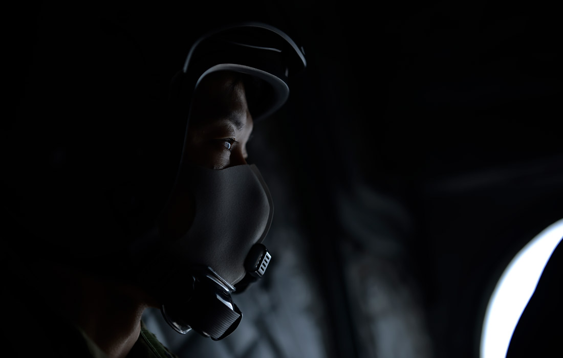 Подразделения Сил самообороны Японии проводят учения в районе острова Танэгасима