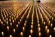 8 декабря. В Берне активисты зажгли около 12 000 свечей в память о жителях Швейцарии, умерших от коронавируса.