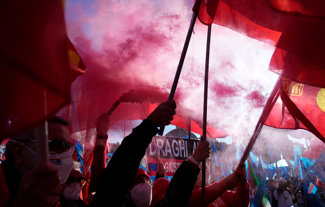 В Риме проходит общенациональная забастовка, объявленная итальянскими профсоюзами против нового проекта бюджета