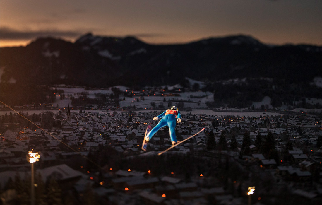 Турне четырех трамплинов в немецком Оберстдорфе