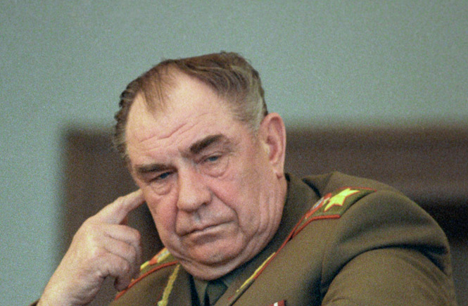 Министр обороны СССР Дмитрий Язов
