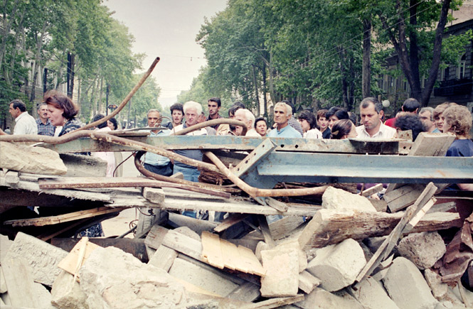 В Тбилиси обостряется обстановка