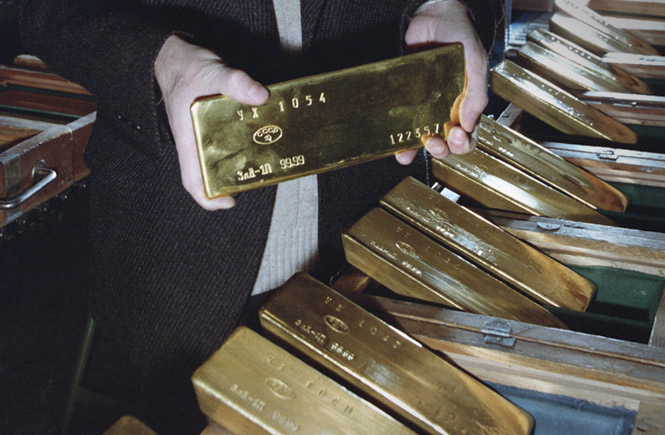 Премьер Молдовы подозревает центр в сокрытии реальных данных о золотых запасах СССР