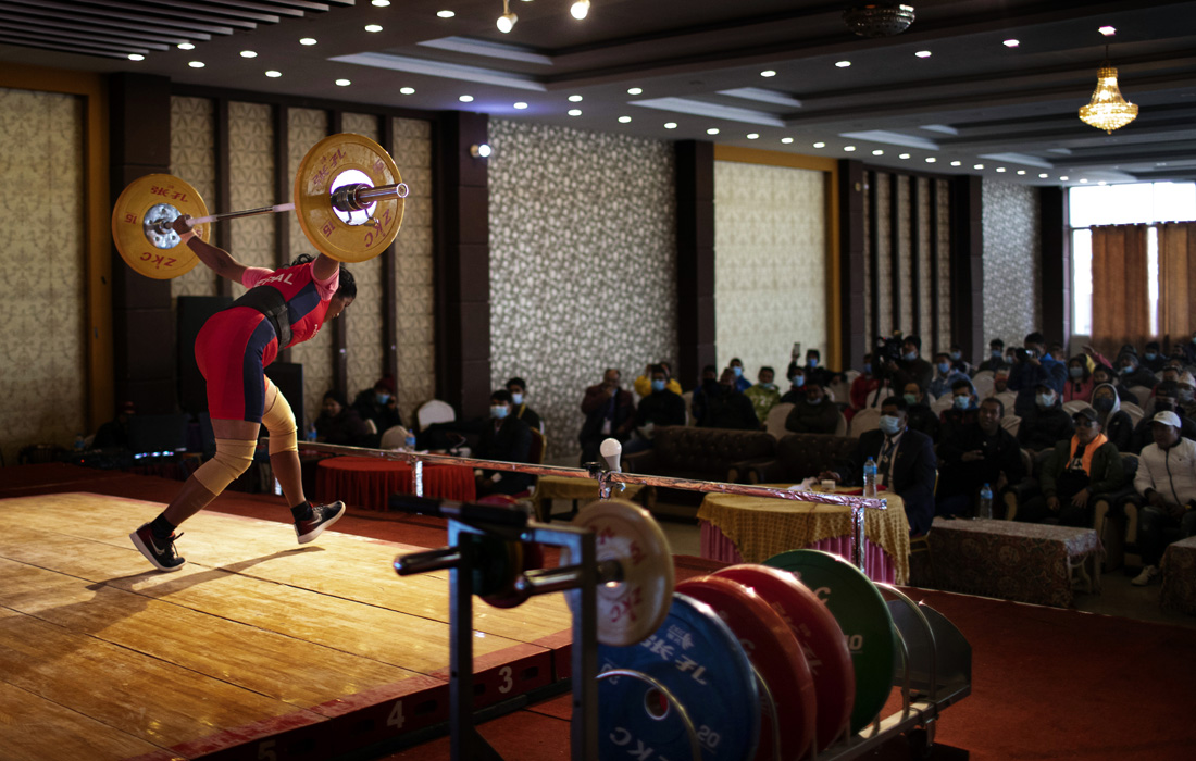 В Непале начался Национальный чемпионат по тяжелой атлетике