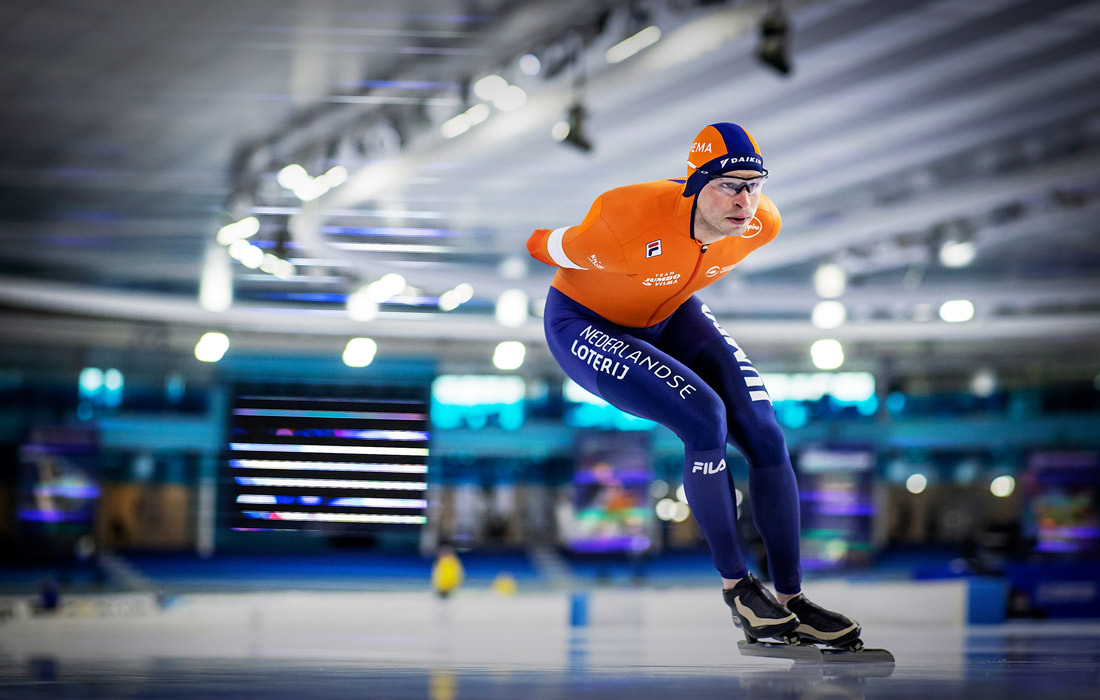 Конькобежец Свен Крамер (Нидерланды) 9 раз забирался на пьедестал почета, в том числе 4 раза - на высшую ступень