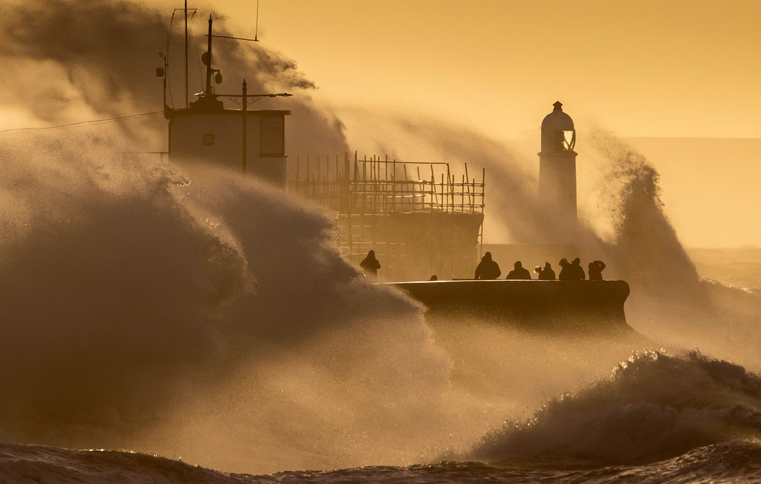 Шторм "Юнис" в Уэльсе