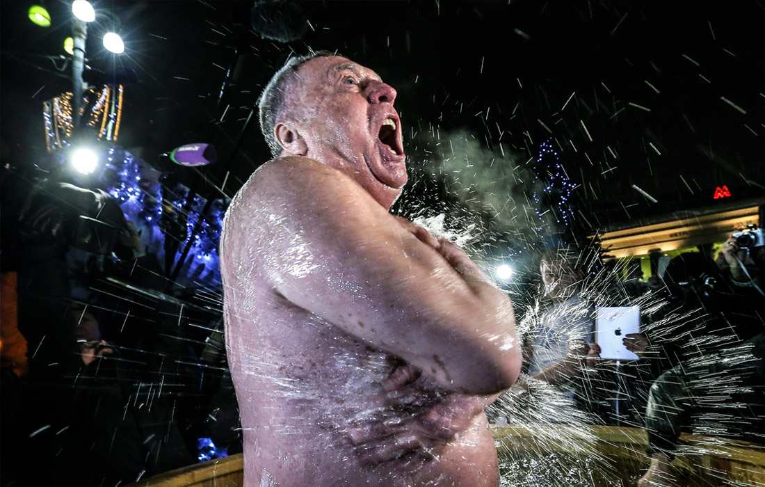 Во время празднования Крещения Господня в Москве. Январь 2016 года.