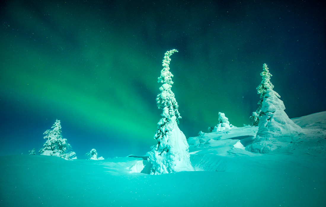 Северное сияние на Кольском полуострове