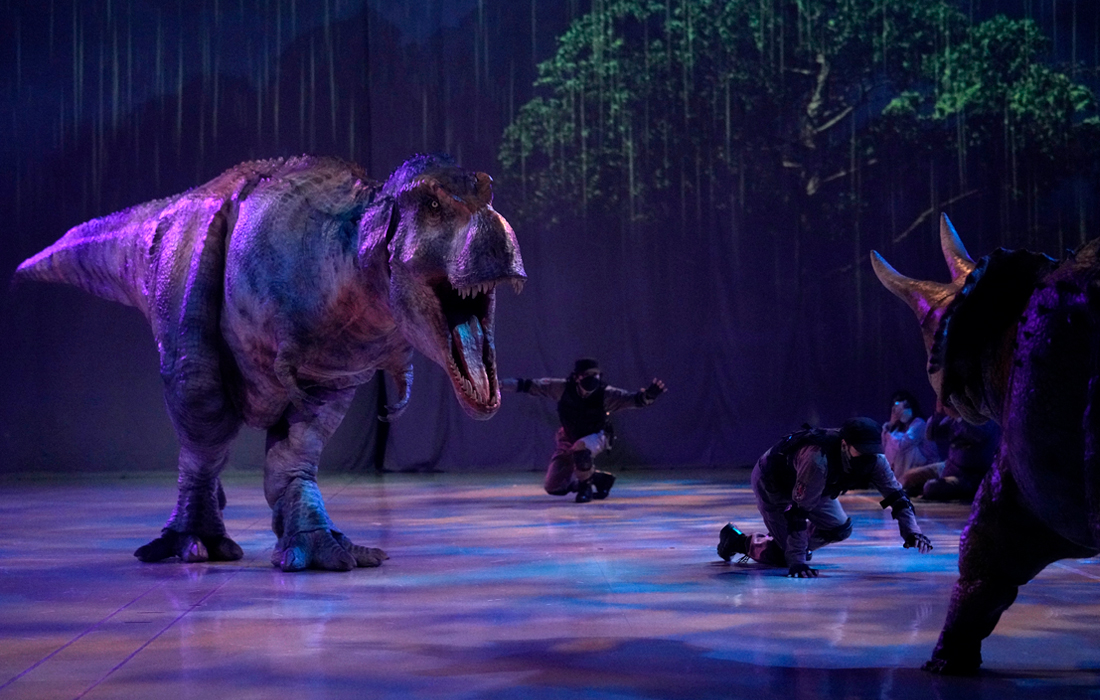 Шоу "Дино-сафари" в Токио