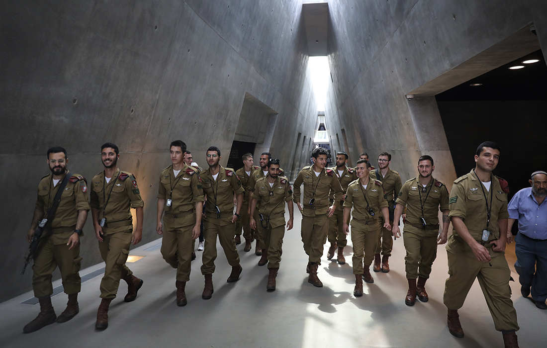 В Израиле отмечают День памяти жертв Холокоста