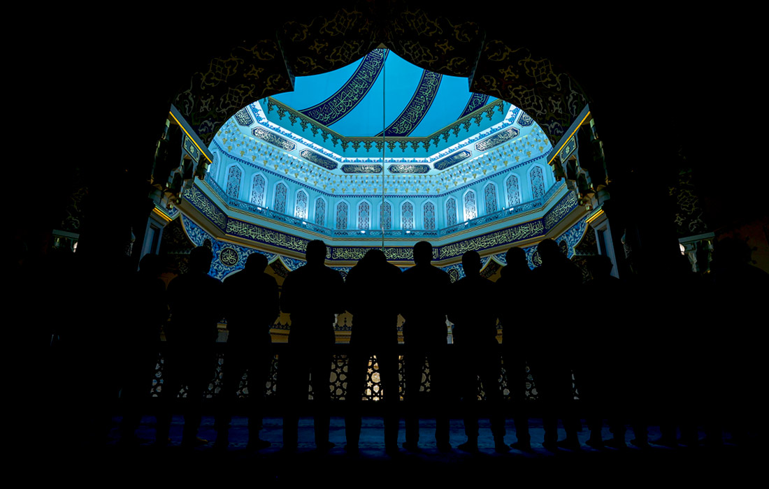 Молитва в Московской соборной мечети