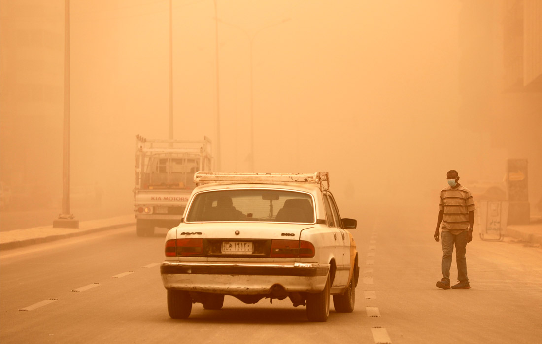 Песчаная буря обрушилась на Багдад