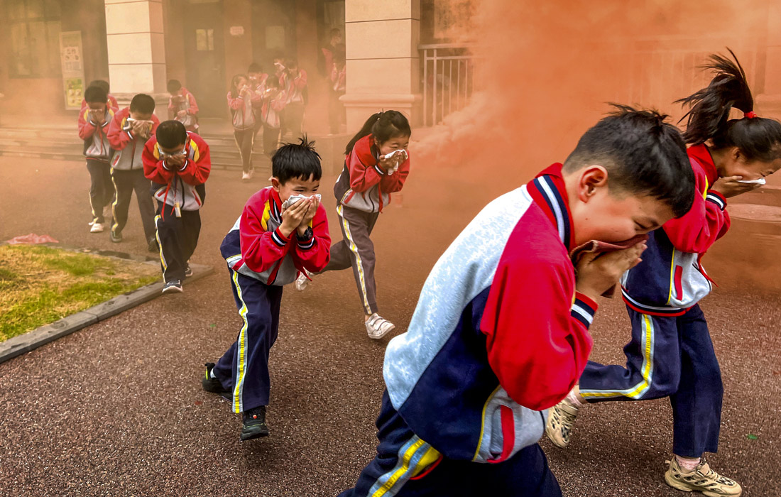 В школах Китая проводят учения в рамках Национального дня предупреждения стихийных бедствий