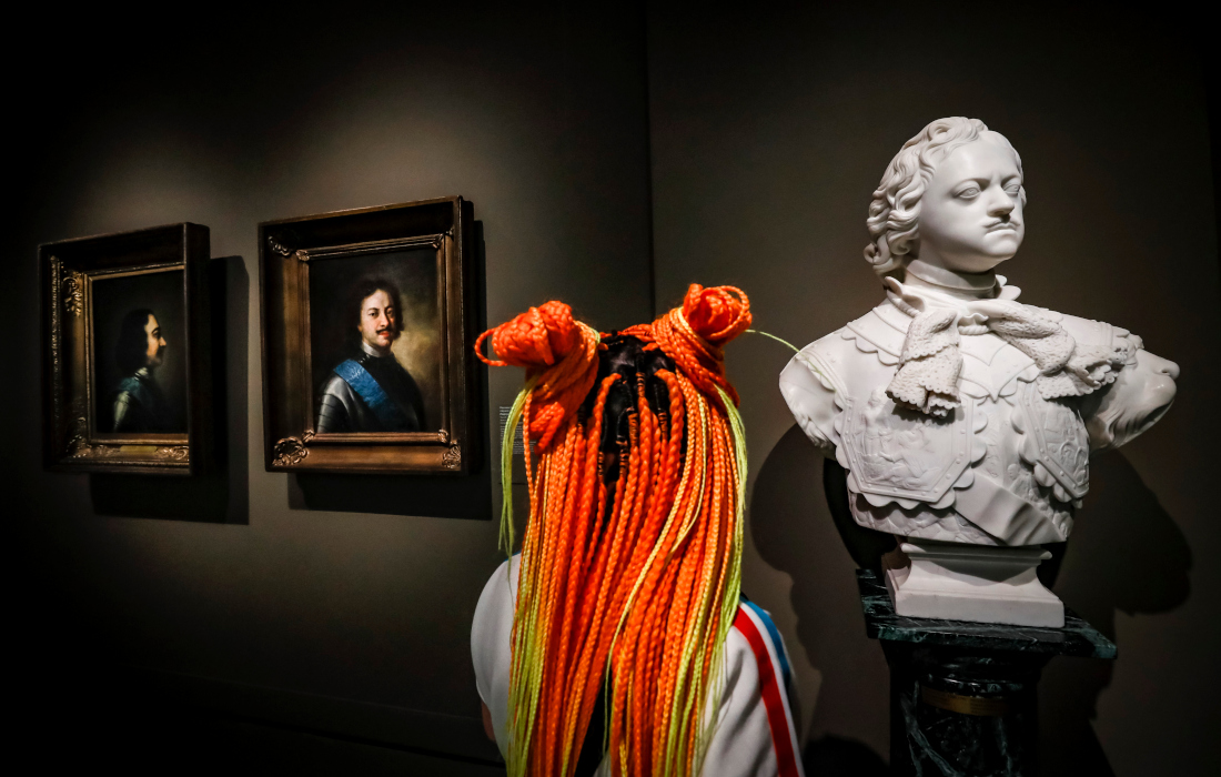 Выставка "Петр Великий. Усы властелина" открылась в Третьяковской галерее в Москве