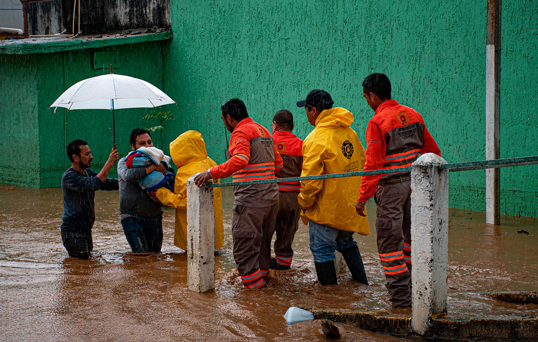 Проливные дожди привели к наводнению на юге Мексики