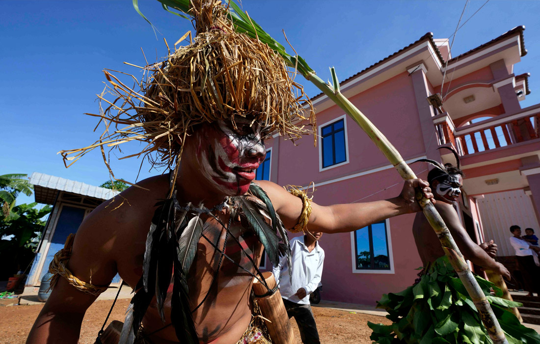 Буддийская церемония вызова дождя в Камбодже