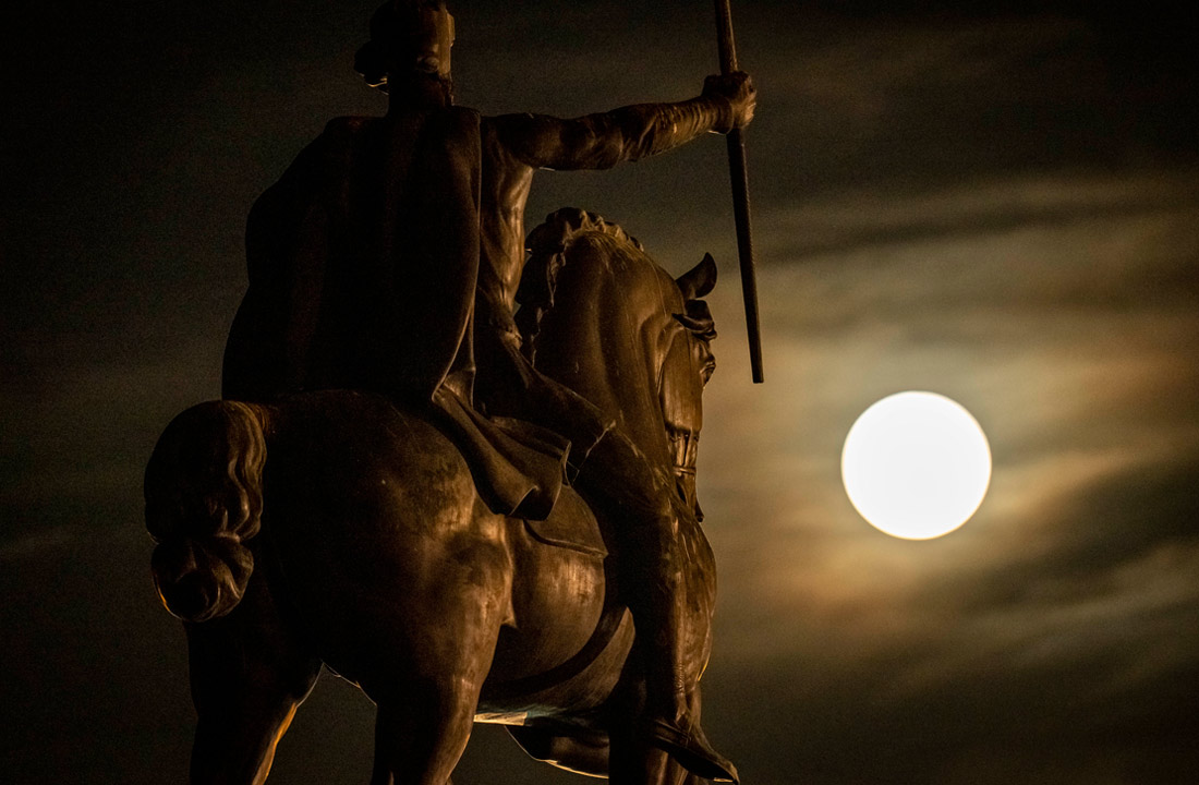 Суперлуние в Загребе, Хорватия