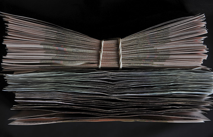 Средства населения в банках РФ в июне увеличились на 555 млрд рублей